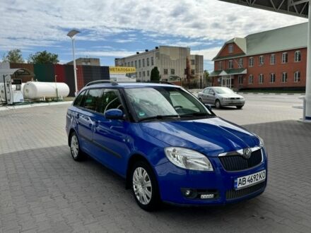 Синій Шкода Фабія, об'ємом двигуна 1.6 л та пробігом 227 тис. км за 5600 $, фото 1 на Automoto.ua