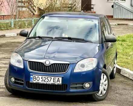Синий Шкода Фабия, объемом двигателя 1.2 л и пробегом 170 тыс. км за 3330 $, фото 1 на Automoto.ua