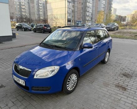 Синий Шкода Фабия, объемом двигателя 1.2 л и пробегом 150 тыс. км за 4500 $, фото 1 на Automoto.ua