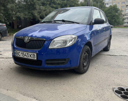 Синий Шкода Фабия, объемом двигателя 1.2 л и пробегом 210 тыс. км за 2500 $, фото 1 на Automoto.ua