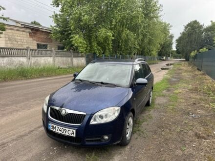 Синий Шкода Фабия, объемом двигателя 1.6 л и пробегом 220 тыс. км за 4500 $, фото 1 на Automoto.ua