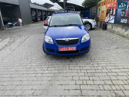 Синий Шкода Фабия, объемом двигателя 0 л и пробегом 189 тыс. км за 4500 $, фото 1 на Automoto.ua