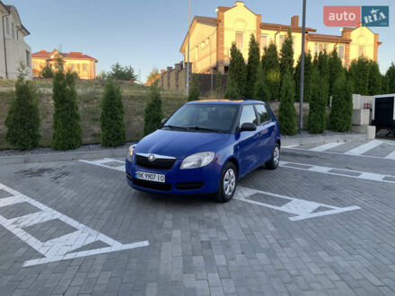 Шкода Фабия 2009 в Ровно на Automoto.ua Синий Шкода Фабия, объемом двигателя 1.2 л и пробегом 192 тыс. км за 3649 $, фото 1 на Automoto.ua