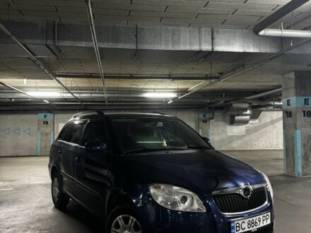 Синий Шкода Фабия, объемом двигателя 1.4 л и пробегом 279 тыс. км за 4600 $, фото 1 на Automoto.ua