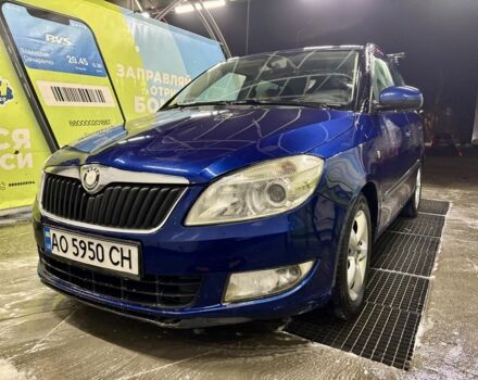 Синий Шкода Фабия, объемом двигателя 1.2 л и пробегом 300 тыс. км за 4200 $, фото 1 на Automoto.ua