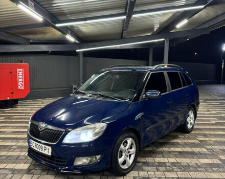Синий Шкода Фабия, объемом двигателя 1.2 л и пробегом 255 тыс. км за 4250 $, фото 1 на Automoto.ua