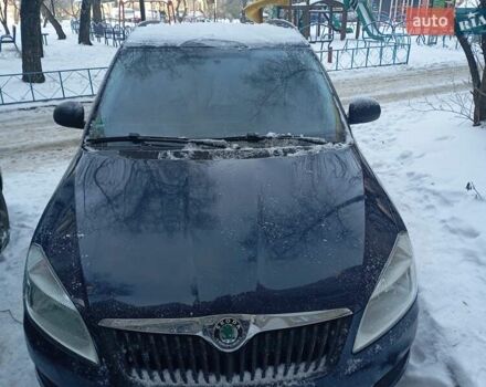 Синий Шкода Фабия, объемом двигателя 1.2 л и пробегом 183 тыс. км за 4600 $, фото 1 на Automoto.ua