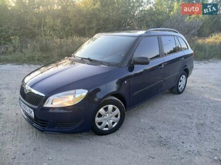 Синий Шкода Фабия, объемом двигателя 1.2 л и пробегом 235 тыс. км за 4850 $, фото 1 на Automoto.ua