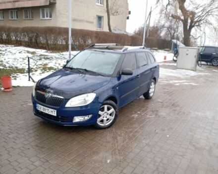Синий Шкода Фабия, объемом двигателя 1.2 л и пробегом 180 тыс. км за 4499 $, фото 1 на Automoto.ua