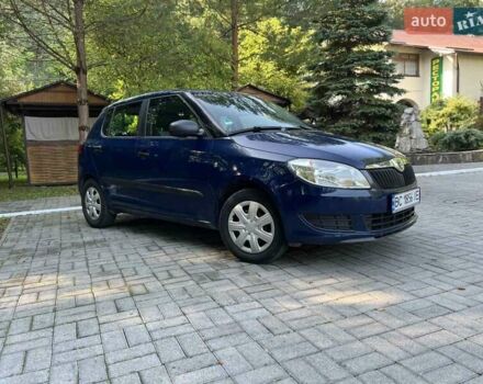 Синий Шкода Фабия, объемом двигателя 1.2 л и пробегом 240 тыс. км за 3950 $, фото 1 на Automoto.ua