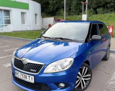 Синий Шкода Фабия, объемом двигателя 1.4 л и пробегом 240 тыс. км за 7500 $, фото 1 на Automoto.ua