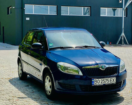 Синий Шкода Фабия, объемом двигателя 1.2 л и пробегом 190 тыс. км за 6100 $, фото 1 на Automoto.ua