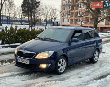 Синій Шкода Фабія, об'ємом двигуна 1.2 л та пробігом 280 тис. км за 4400 $, фото 1 на Automoto.ua