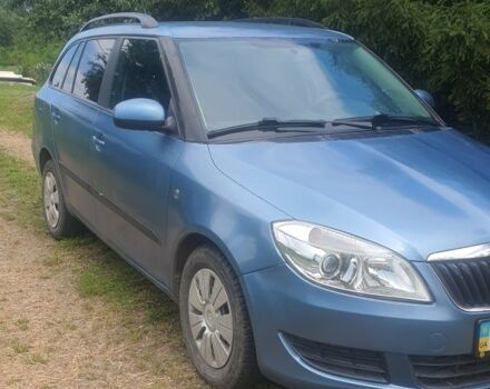 Синий Шкода Фабия, объемом двигателя 0 л и пробегом 302 тыс. км за 6500 $, фото 1 на Automoto.ua