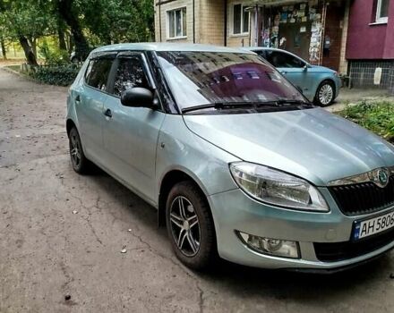 Синий Шкода Фабия, объемом двигателя 1.2 л и пробегом 180 тыс. км за 4500 $, фото 1 на Automoto.ua