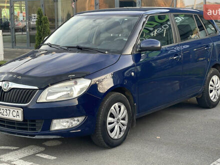 Синий Шкода Фабия, объемом двигателя 1.6 л и пробегом 312 тыс. км за 6000 $, фото 1 на Automoto.ua