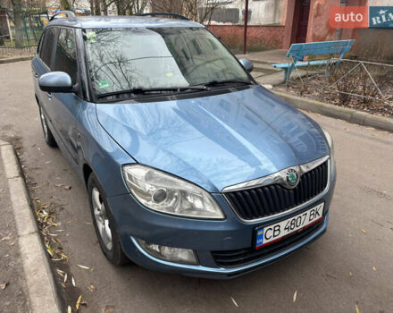 Синий Шкода Фабия, объемом двигателя 1.2 л и пробегом 330 тыс. км за 4500 $, фото 1 на Automoto.ua