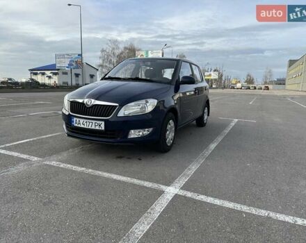 Синий Шкода Фабия, объемом двигателя 1.39 л и пробегом 89 тыс. км за 6400 $, фото 1 на Automoto.ua