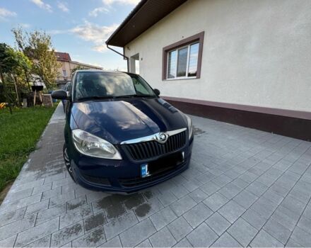 Синий Шкода Фабия, объемом двигателя 1.6 л и пробегом 250 тыс. км за 6200 $, фото 1 на Automoto.ua