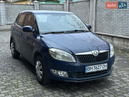 Синий Шкода Фабия, объемом двигателя 1.39 л и пробегом 262 тыс. км за 4299 $, фото 1 на Automoto.ua