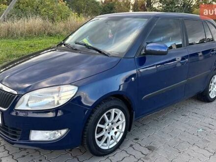 Шкода Фабия 2013 в Радехове на Automoto.ua Синий Шкода Фабия, объемом двигателя 1.6 л и пробегом 281 тыс. км за 5600 $, фото 1 на Automoto.ua