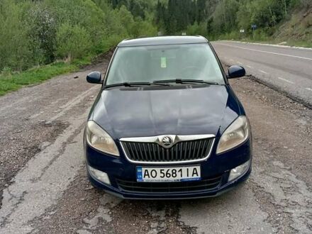 Шкода Фабия 2014 в Турке на Automoto.ua Синий Шкода Фабия, объемом двигателя 1.6 л и пробегом 308 тыс. км за 5900 $, фото 1 на Automoto.ua