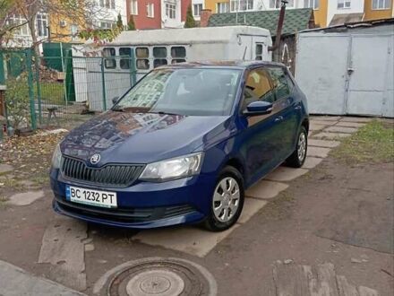 Синий Шкода Фабия, объемом двигателя 1 л и пробегом 212 тыс. км за 6100 $, фото 1 на Automoto.ua