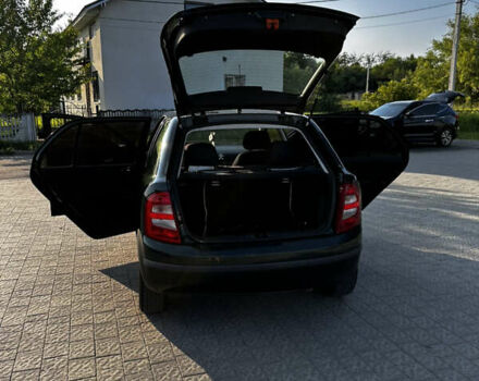 Зеленый Шкода Фабия, объемом двигателя 1.4 л и пробегом 262 тыс. км за 2350 $, фото 28 на Automoto.ua