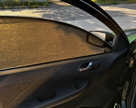 Зеленый Шкода Фабия, объемом двигателя 1.4 л и пробегом 262 тыс. км за 2350 $, фото 9 на Automoto.ua