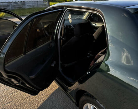 Зеленый Шкода Фабия, объемом двигателя 1.4 л и пробегом 262 тыс. км за 2350 $, фото 7 на Automoto.ua