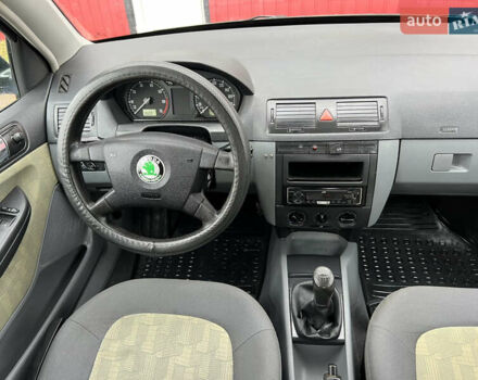 Зеленый Шкода Фабия, объемом двигателя 1.4 л и пробегом 298 тыс. км за 2950 $, фото 20 на Automoto.ua