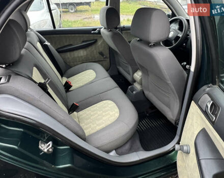 Зеленый Шкода Фабия, объемом двигателя 1.4 л и пробегом 298 тыс. км за 2950 $, фото 14 на Automoto.ua