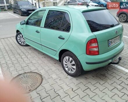 Зеленый Шкода Фабия, объемом двигателя 1.4 л и пробегом 284 тыс. км за 3150 $, фото 6 на Automoto.ua