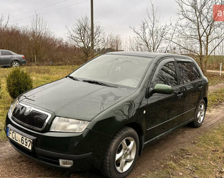 Зеленый Шкода Фабия, объемом двигателя 1.9 л и пробегом 287 тыс. км за 2000 $, фото 3 на Automoto.ua