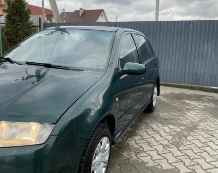 Зеленый Шкода Фабия, объемом двигателя 1.4 л и пробегом 293 тыс. км за 1650 $, фото 1 на Automoto.ua