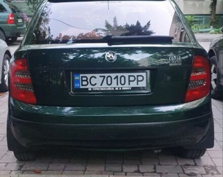 Зелений Шкода Фабія, об'ємом двигуна 1.4 л та пробігом 190 тис. км за 2150 $, фото 2 на Automoto.ua