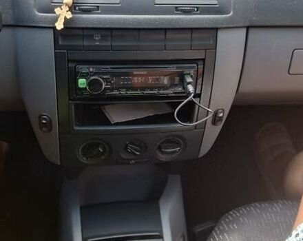 Зеленый Шкода Фабия, объемом двигателя 1.4 л и пробегом 220 тыс. км за 4200 $, фото 21 на Automoto.ua