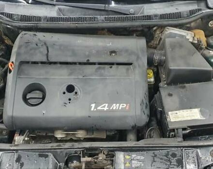 Зелений Шкода Фабія, об'ємом двигуна 1.4 л та пробігом 196 тис. км за 2800 $, фото 10 на Automoto.ua