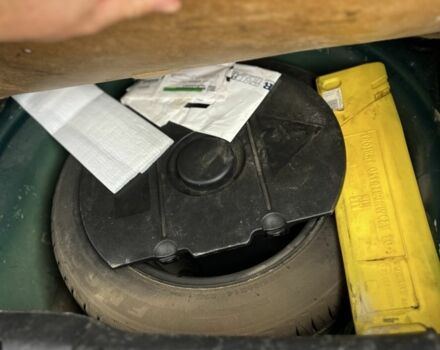 Зелений Шкода Фабія, об'ємом двигуна 1.4 л та пробігом 269 тис. км за 2399 $, фото 7 на Automoto.ua