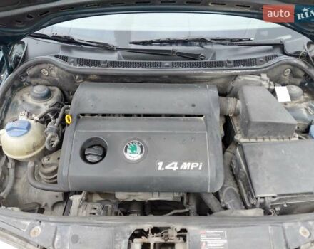 Зеленый Шкода Фабия, объемом двигателя 1.4 л и пробегом 250 тыс. км за 2450 $, фото 15 на Automoto.ua