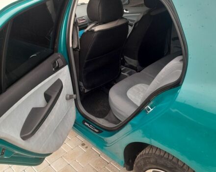 Зелений Шкода Фабія, об'ємом двигуна 1.4 л та пробігом 1 тис. км за 2200 $, фото 6 на Automoto.ua