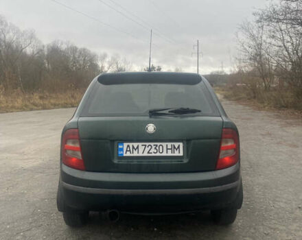 Зеленый Шкода Фабия, объемом двигателя 1.39 л и пробегом 460 тыс. км за 1850 $, фото 4 на Automoto.ua