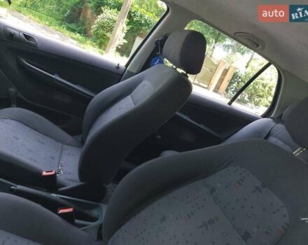 Зелений Шкода Фабія, об'ємом двигуна 1.4 л та пробігом 272 тис. км за 2650 $, фото 3 на Automoto.ua
