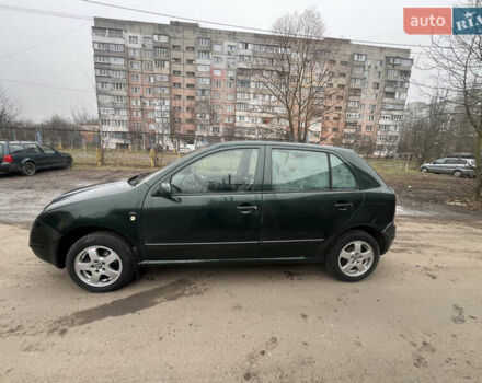 Зеленый Шкода Фабия, объемом двигателя 1.4 л и пробегом 251 тыс. км за 2800 $, фото 3 на Automoto.ua