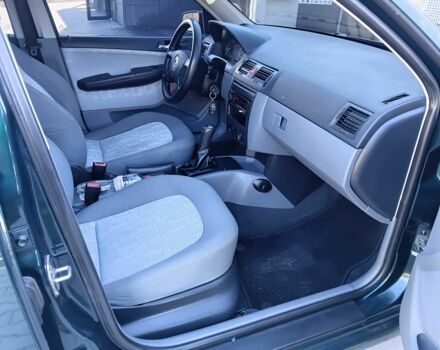 Зелений Шкода Фабія, об'ємом двигуна 1.4 л та пробігом 160 тис. км за 1550 $, фото 6 на Automoto.ua