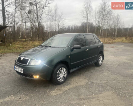 Зеленый Шкода Фабия, объемом двигателя 1.39 л и пробегом 460 тыс. км за 1850 $, фото 1 на Automoto.ua