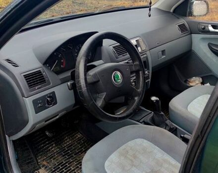 Зелений Шкода Фабія, об'ємом двигуна 1.4 л та пробігом 239 тис. км за 2850 $, фото 2 на Automoto.ua