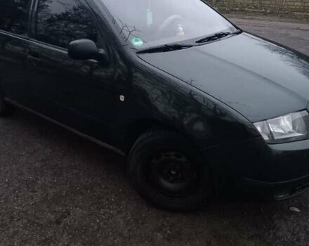 Зеленый Шкода Фабия, объемом двигателя 1.2 л и пробегом 185 тыс. км за 3250 $, фото 4 на Automoto.ua