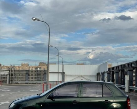 Зеленый Шкода Фабия, объемом двигателя 1.4 л и пробегом 350 тыс. км за 2450 $, фото 4 на Automoto.ua