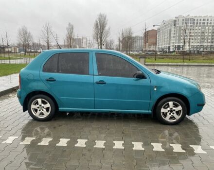 Зеленый Шкода Фабия, объемом двигателя 1.4 л и пробегом 350 тыс. км за 1450 $, фото 4 на Automoto.ua